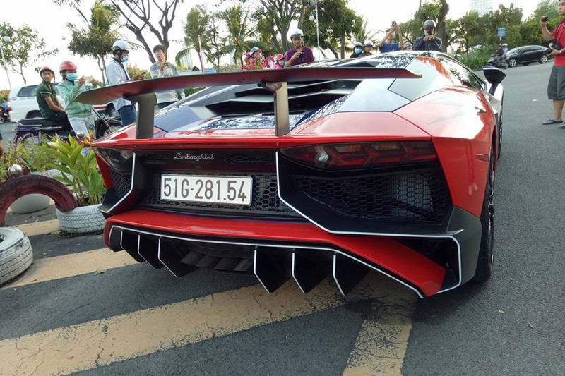 Sieu xe Aventador SV 32 ty mau doc cua Minh Nhua-Hinh-8